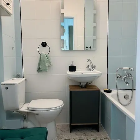 Apartment Aura *